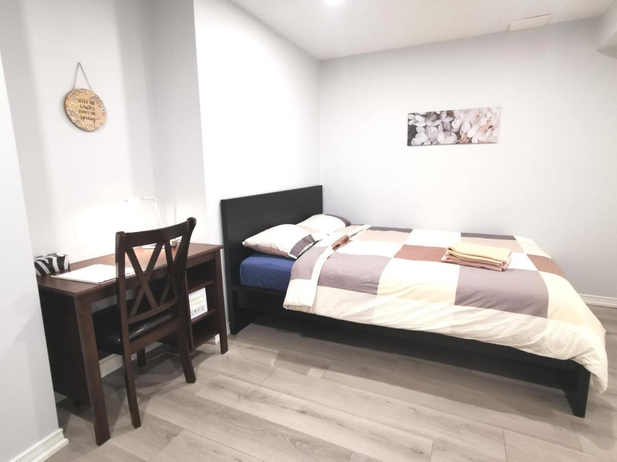 Perfect Location Comfort Private House Lower Level 2 Bedroom Unit Mississauga Exterior foto